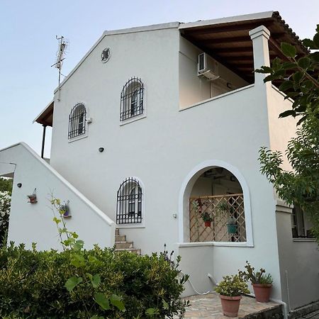 Litheres Kouros Apartments מראה חיצוני תמונה