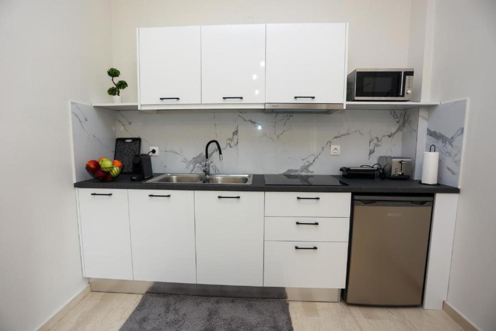 Litheres Kouros Apartments מראה חיצוני תמונה